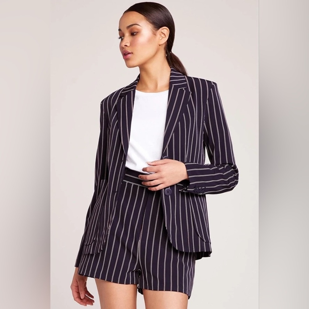 NWT BB Dakota Blaze It Blazer